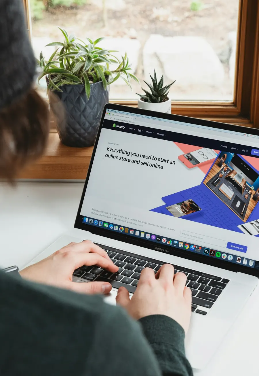 Recruiter working on a laptop at a desk